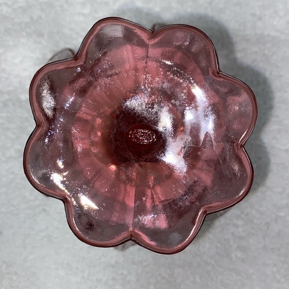 Vintage Fenton Art Glass Cabbage Rose Pink Ruffled Pedestal Compote Candy Dish - Picture 6 of 9
